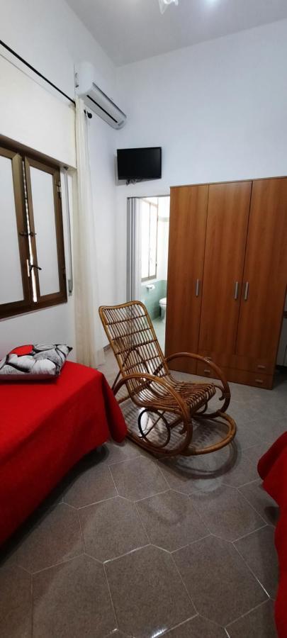 Castello Del Nonno Hotel Мадзара дел Вало Екстериор снимка