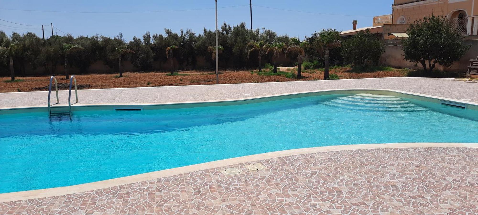 Castello Del Nonno Hotel Мадзара дел Вало Екстериор снимка
